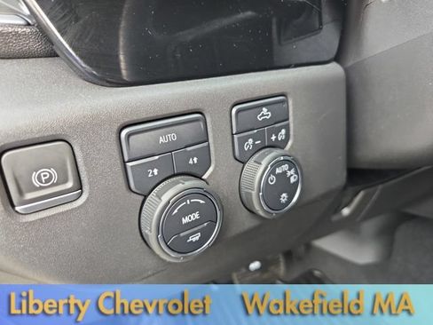 Used 2023 Chevrolet Silverado 1500 LT AWD/4WD image 15