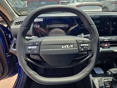 New 2026 Kia K4 EX FWD image 28