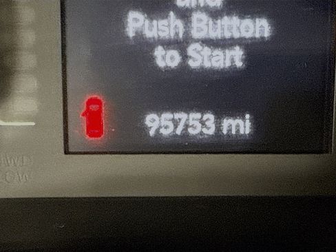 Used 2019 Jeep Cherokee Latitude Plus image 16