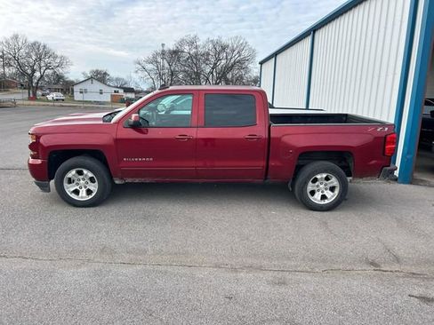 Used 2018 Chevrolet Silverado 1500 LT w/ All Star Edition image 5