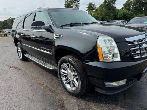 Used 2007 Cadillac Escalade ESV AWD image 12