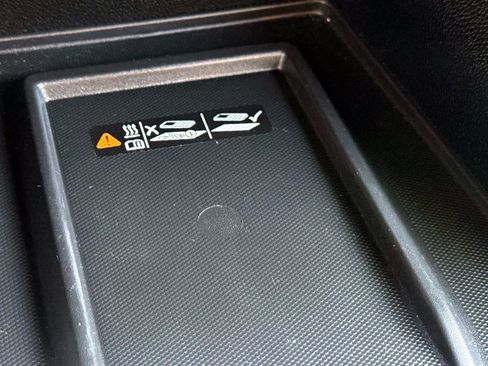 Certified 2023 Chevrolet Traverse LT image 23