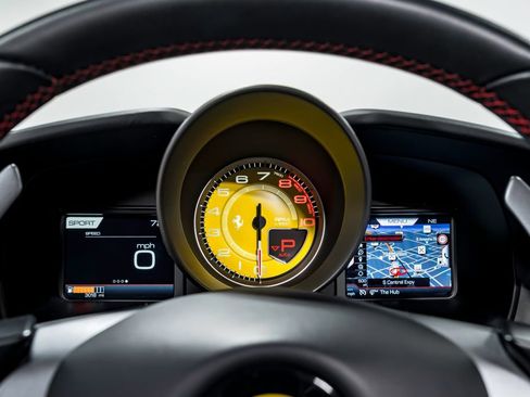 Used 2023 Ferrari F8 Tributo RWD image 16