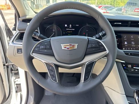 New 2026 Cadillac XT5 Premium Luxury w/ Driver Assist Package FWD image 25