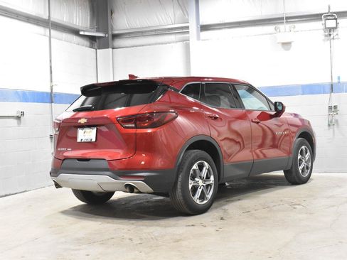 Used 2025 Chevrolet Blazer LT AWD/4WD image 28
