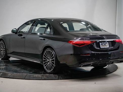 Certified 2023 Mercedes-Benz S 500 4MATIC image 2