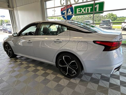 Used 2024 Nissan Altima 2.5 SR FWD image 4