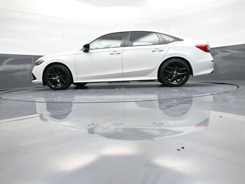 Certified 2023 Honda Civic Sport image 32