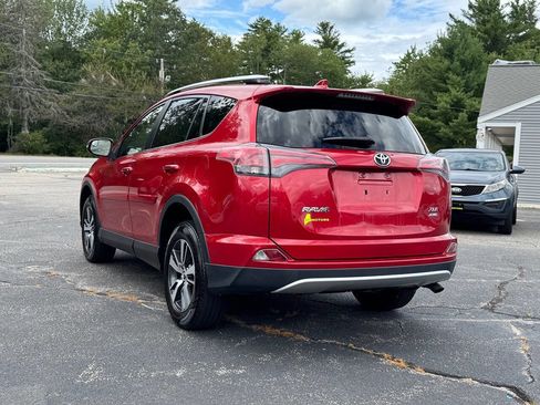 Used 2016 Toyota RAV4 XLE image 5