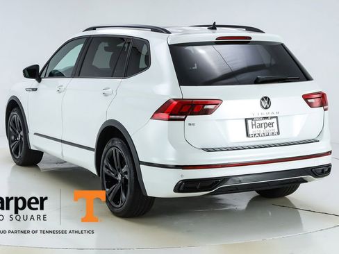 Used 2023 Volkswagen Tiguan SE R-Line FWD image 45