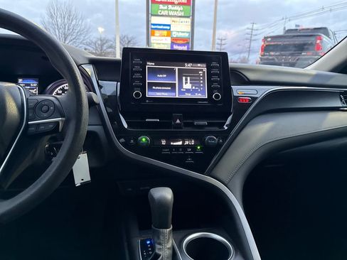 Used 2024 Toyota Camry LE image 19