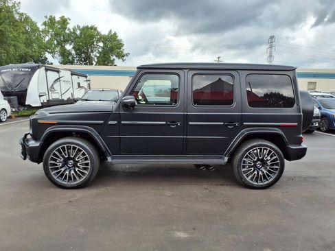 Used 2025 Mercedes-Benz G 63 AMG 4MATIC image 2