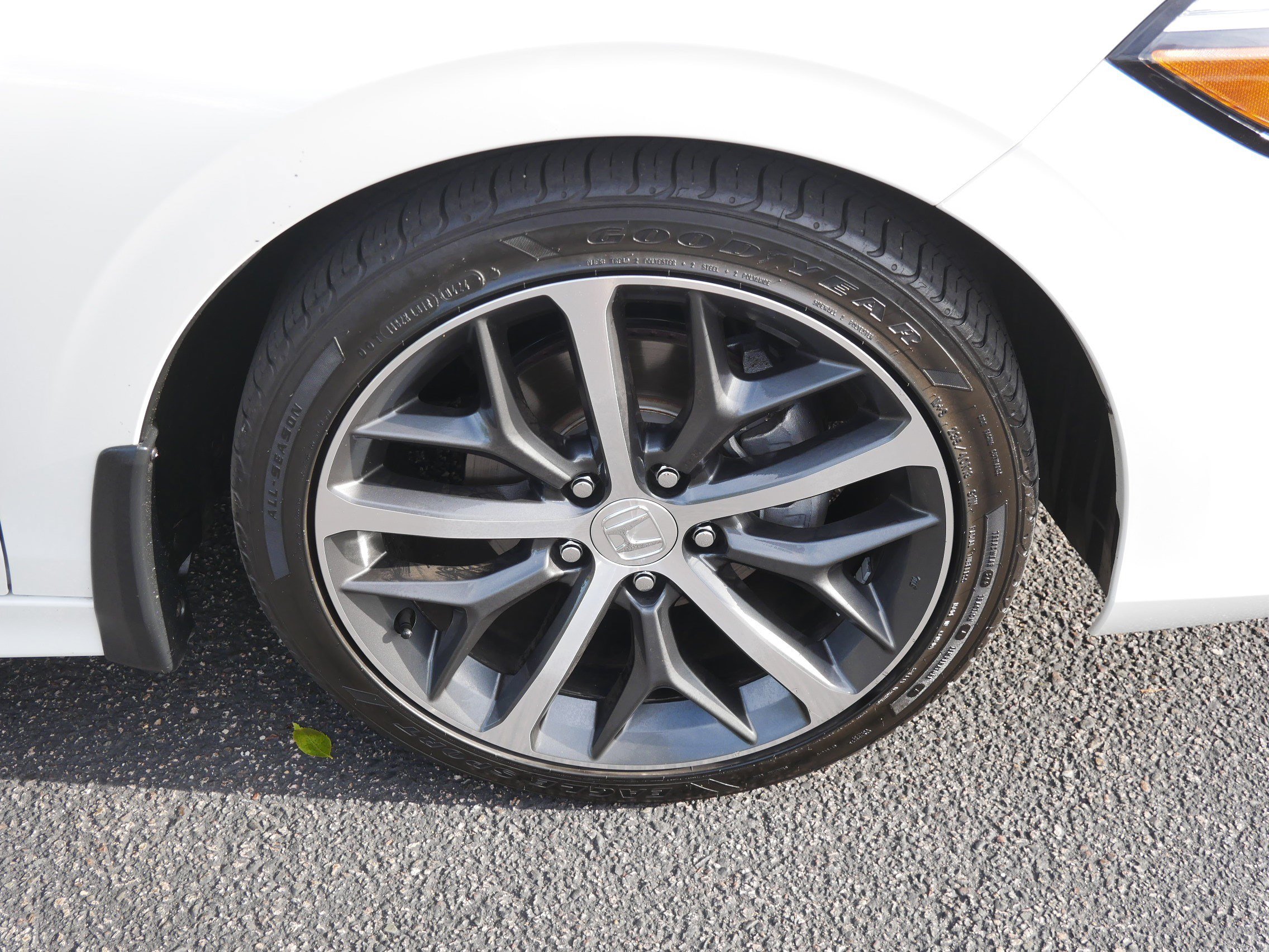 Used 2024 Honda Civic Touring image 15