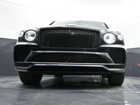 Used 2025 Bentley Bentayga AWD/4WD image 72