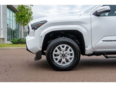 New 2026 Toyota Tacoma SR5 AWD/4WD image 10