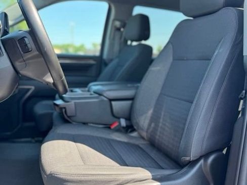 Used 2023 Chevrolet Silverado 1500 LT AWD/4WD image 16