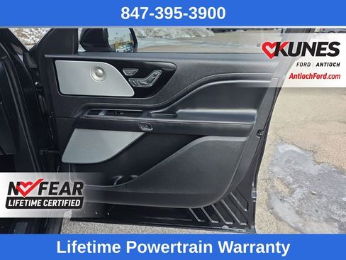 Used 2020 Lincoln Aviator Reserve w/ Equipment Group 201A image 32