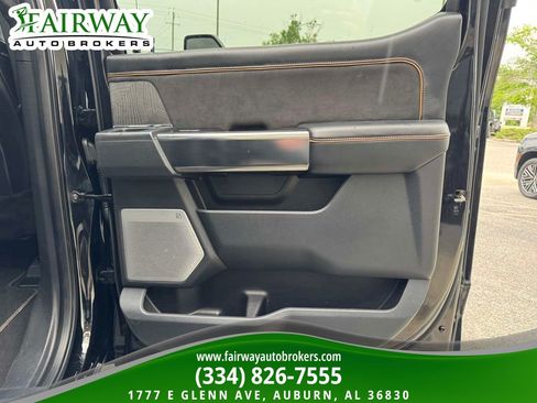 Used 2024 Ford F250 Platinum AWD/4WD image 28