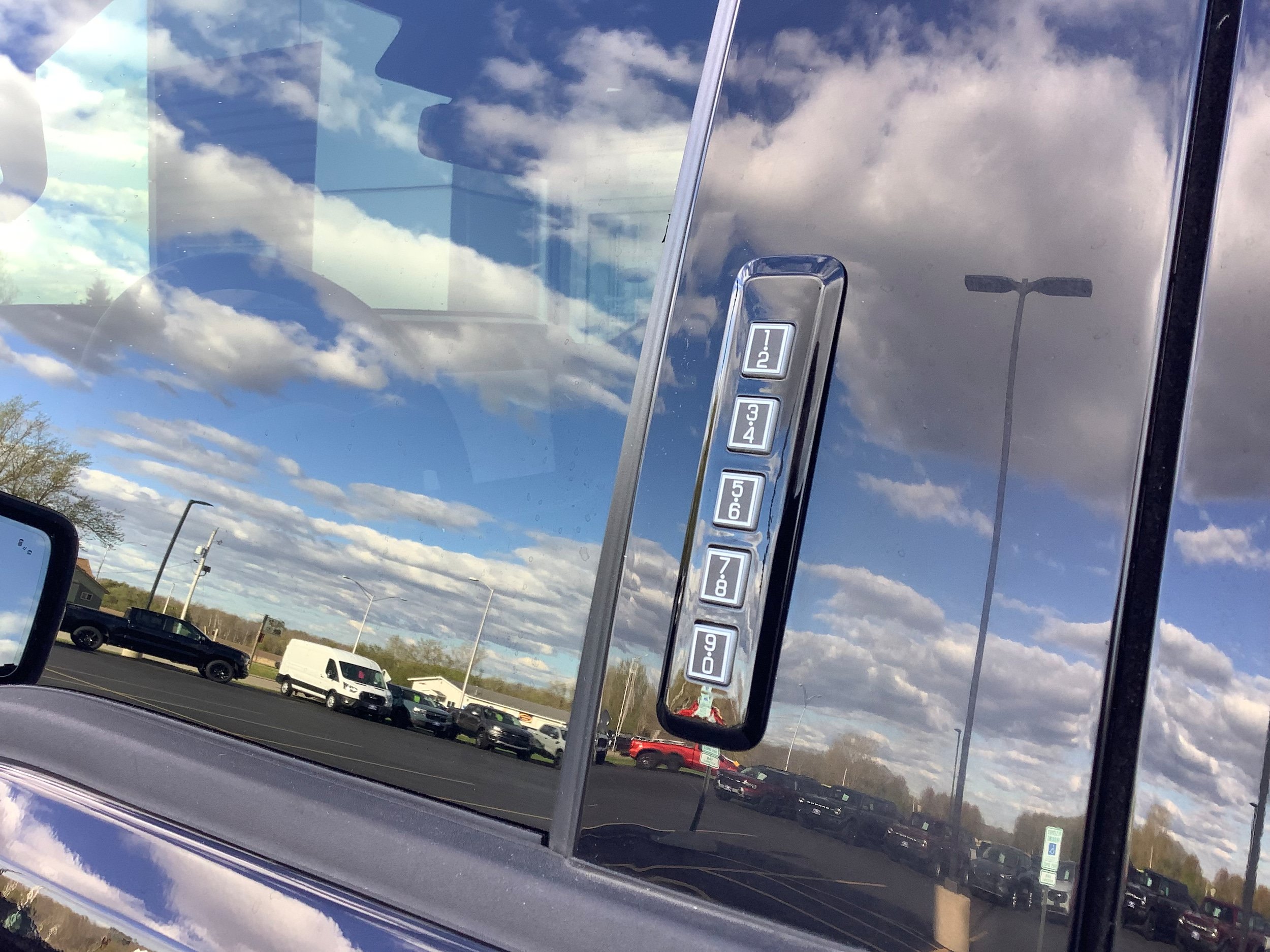 Used 2024 Ford F150 Lariat w/ Equipment Group 502A High AWD/4WD image 10
