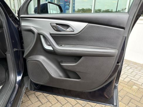 Used 2020 Chevrolet Blazer LT FWD image 31
