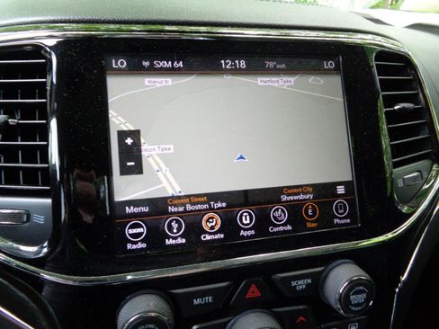 Used 2019 Jeep Grand Cherokee Summit AWD/4WD image 13