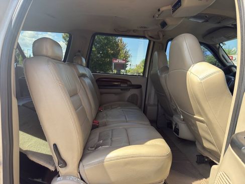 Used 2005 Ford Excursion Limited AWD/4WD image 10