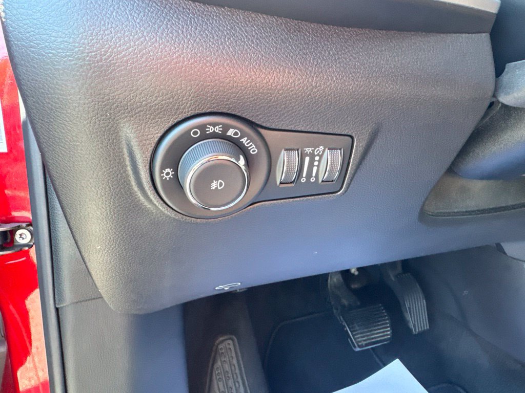 Used 2025 Jeep Compass Limited AWD/4WD image 26