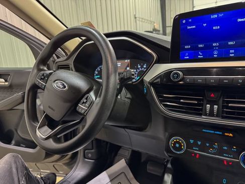 Used 2020 Ford Escape SE AWD/4WD image 13