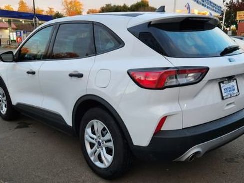 Used 2021 Ford Escape S image 3