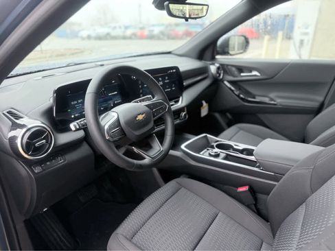 New 2026 Chevrolet Equinox LT w/ Safety and Technology Package image 11