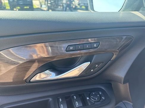 Used 2020 GMC Terrain Denali w/ Denali Premium Package image 20