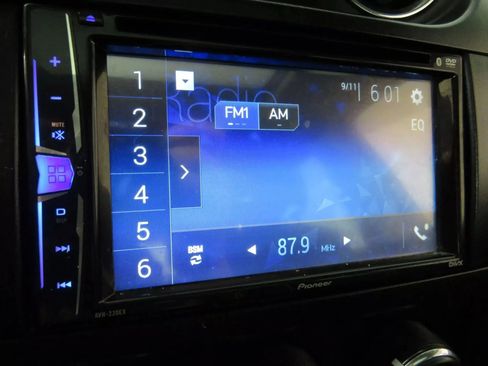 Used 2013 Jeep Compass Latitude w/ Sun/Sound Group image 18