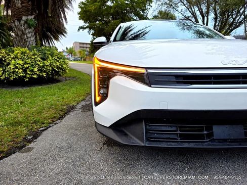 Used 2025 Kia K4 image 51