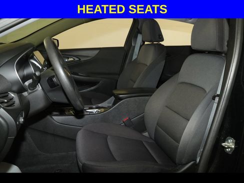 Used 2023 Chevrolet Malibu LT w/ Driver Confidence Package FWD image 3
