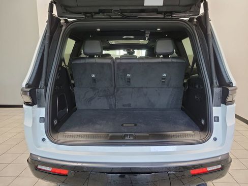New 2026 Jeep Grand Wagoneer Limited AWD/4WD image 7