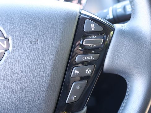 Used 2024 Nissan Armada SL AWD/4WD image 29