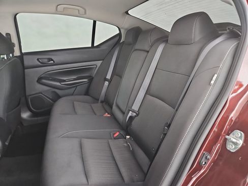 Used 2024 Nissan Altima 2.5 SV FWD image 28
