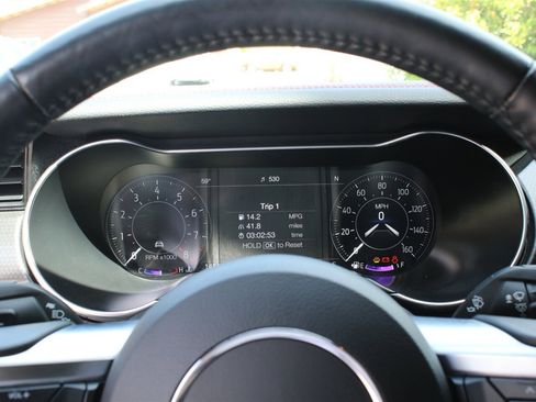 Used 2019 Ford Mustang GT Premium w/ Equipment Group 401A RWD image 43