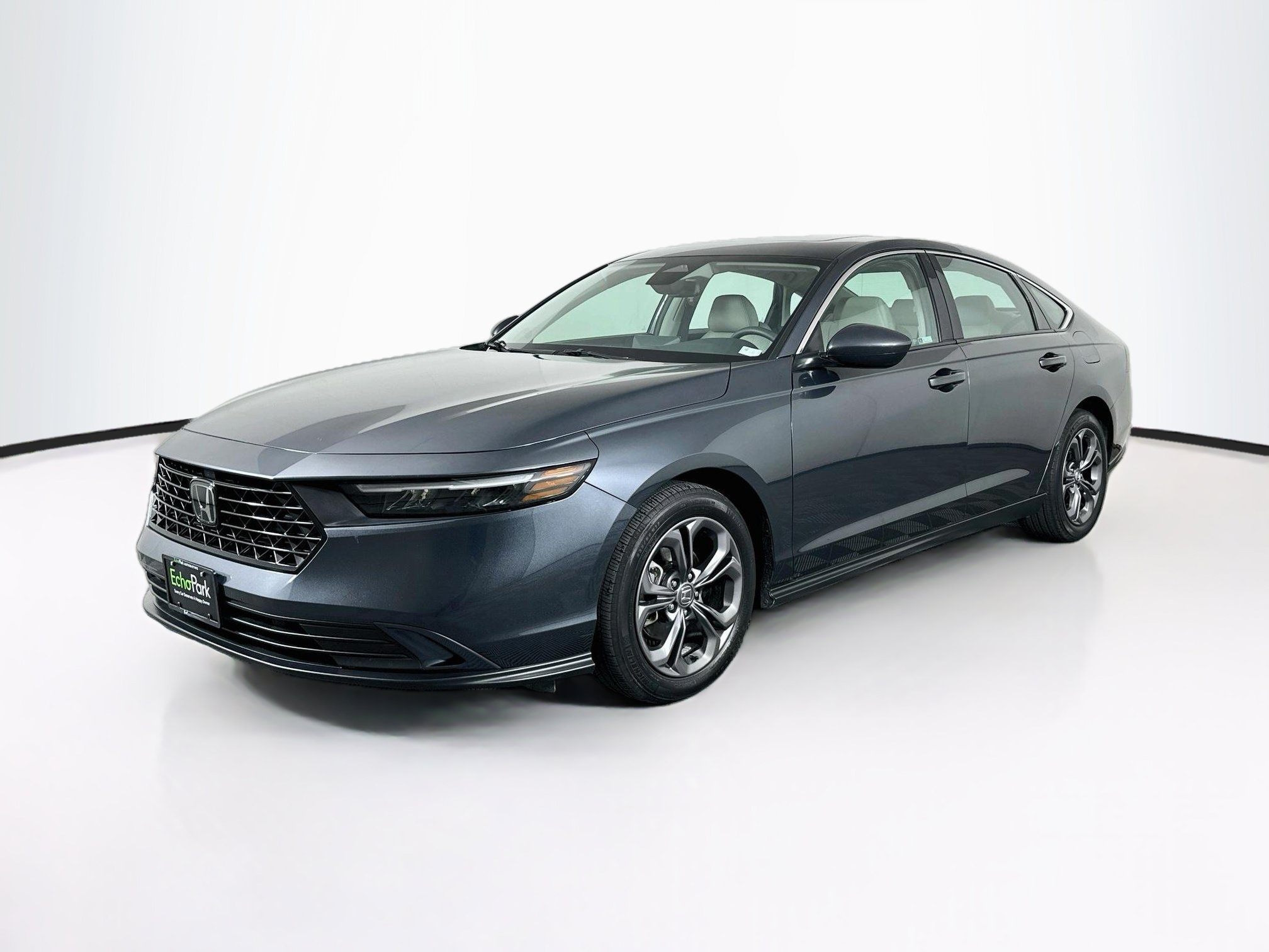 Used 2023 Honda Accord EX image 3