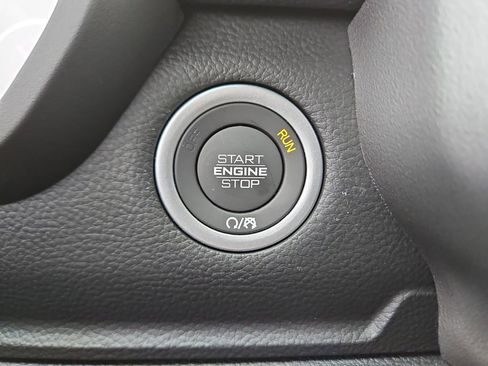 Used 2026 RAM 1500 Laramie w/ Night Edition image 31