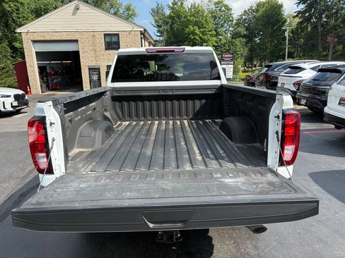 Used 2024 GMC Sierra 2500 Pro w/ 1SA Pro Safety Plus Package AWD/4WD image 14