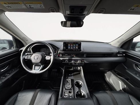 Used 2023 Honda Pilot Touring image 13