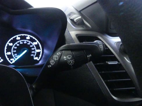 Used 2020 Ford Transit Connect XL image 17