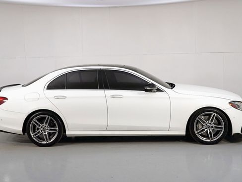Used 2019 Mercedes-Benz E 300 image 54