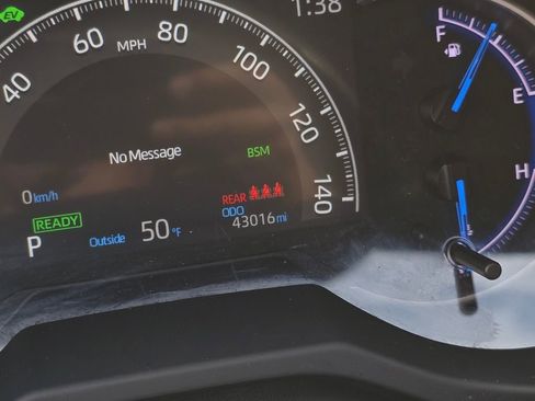 Used 2023 Toyota RAV4 LE image 27