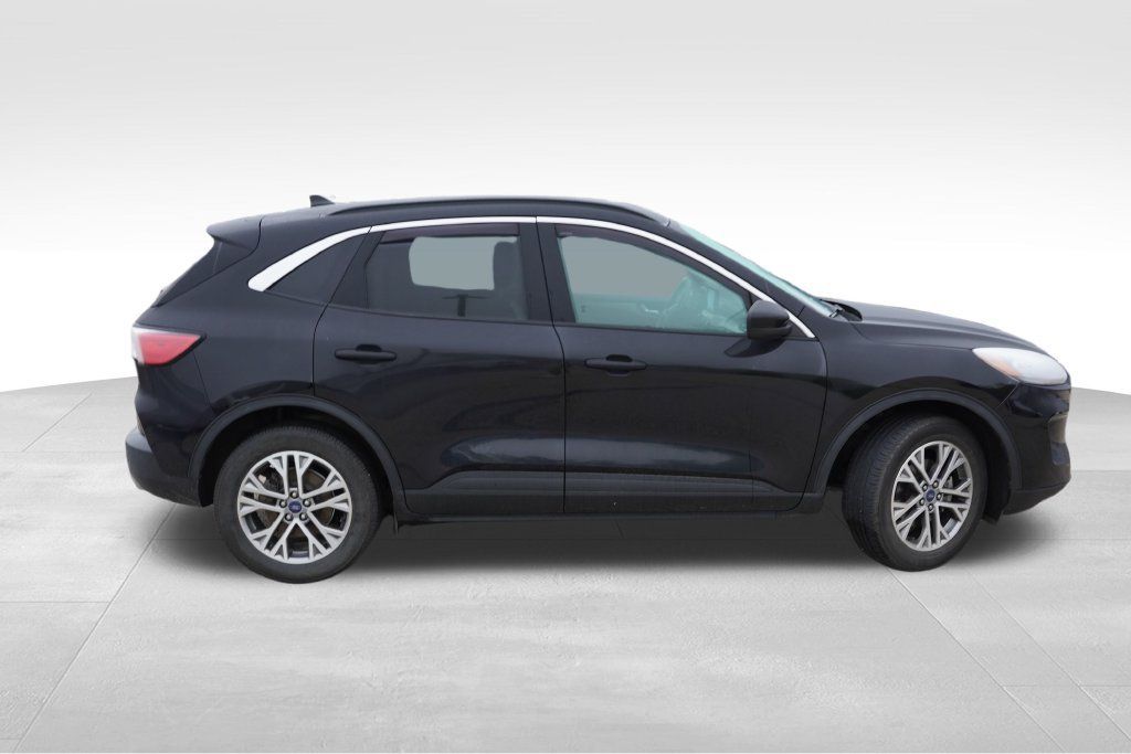 Used 2022 Ford Escape SEL AWD/4WD image 2