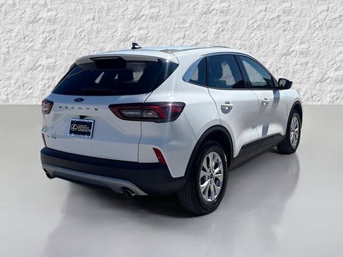 Used 2024 Ford Escape Active w/ Cold Weather Package image 3