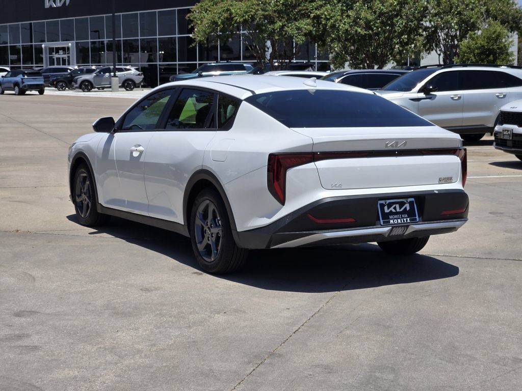 New 2026 Kia K4 FWD image 3