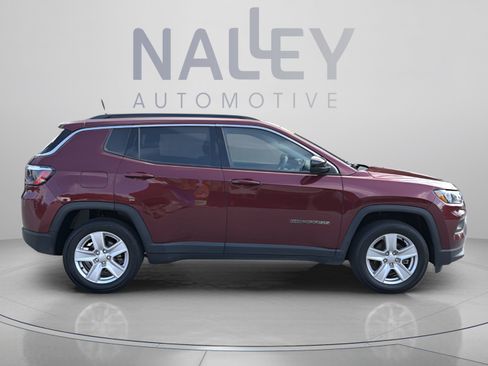 Used 2022 Jeep Compass Latitude AWD/4WD image 6