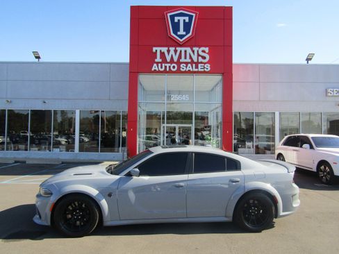 Used 2021 Dodge Charger SRT Hellcat RWD image 1